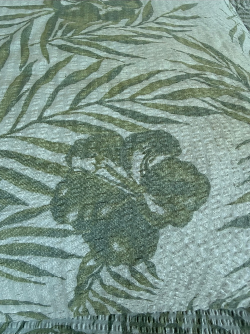 Tommy Bahama Green Tropical Leaf and Floral Duvet Cover - Picture 3 of 5